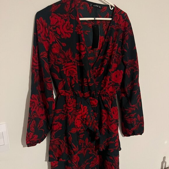 NWT Uguest Floral Print Ruffle Trim Belted Dress small - Picture 8 of 14